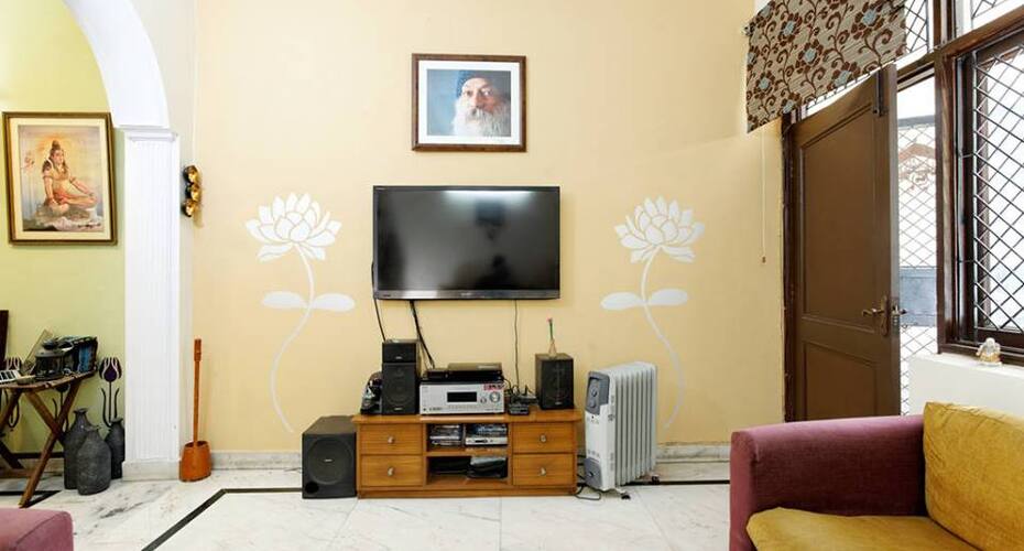The Buddha House BNB, New Delhi 4